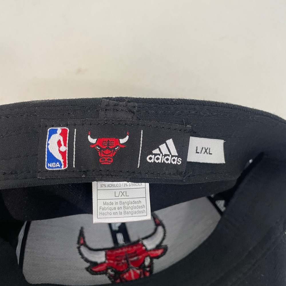 Adidas Chicago Bulls NBA Fitted Hat Cap Black L/XL Fitmax 70 Basketball - Picture 7 of 7